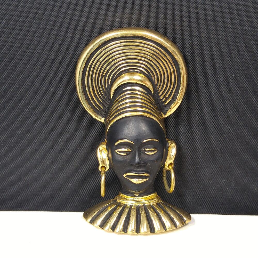 Vintage Art Deco Tribal Queen Black Enamel Gold Tone Brooch - Picture 1 of 10